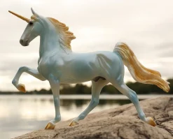 Nimbus | Freedom Series Unicorn
